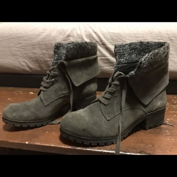 Lucky Brand ankle bootie with sweater cuff - 9.5 - Picture 5 of 7